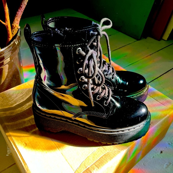 Steve Madden patent black BETTY boots size 7 - Picture 1 of 5